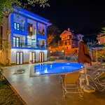 Infinity Olympia Villa