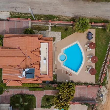 Вилла Infinity Olympia